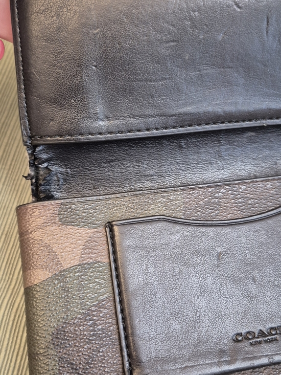 Coach Camouflage Pattern Wallet Card Slots And ID Slot - Brown Green Camo - Picture 4 of 8